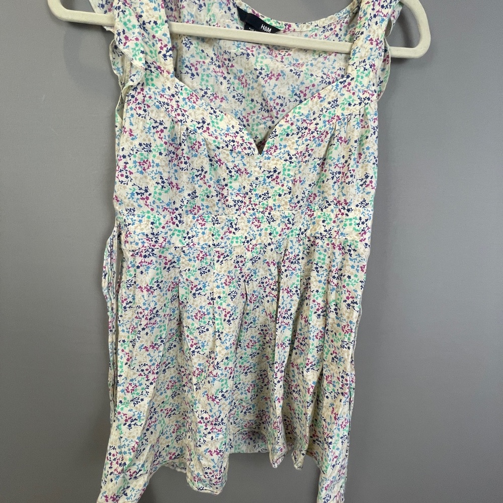 H&M Babydoll Sleeveless Tie Blouse with Sweetheart Neckline
